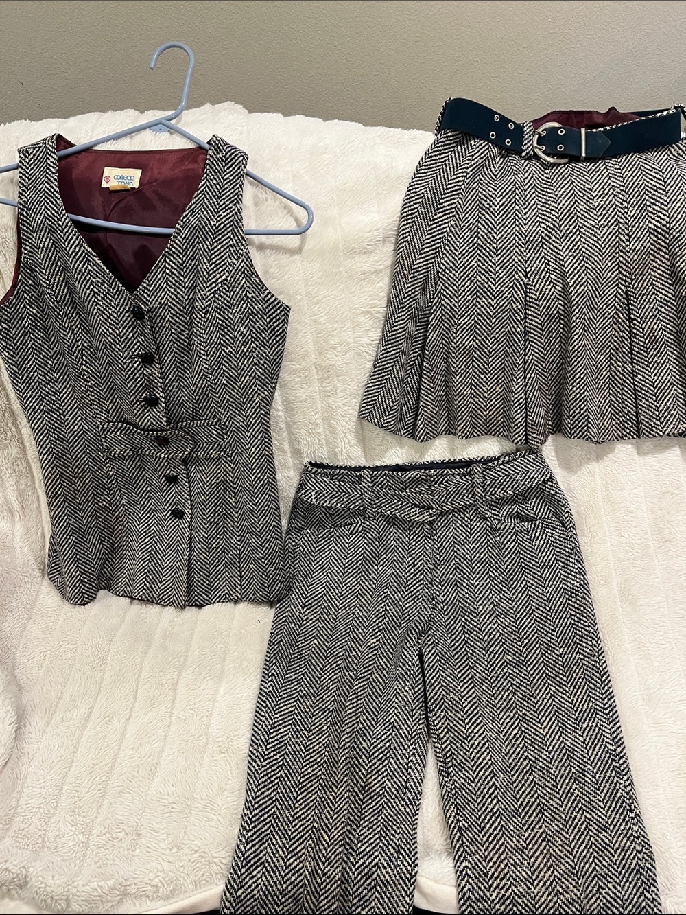 College town vintage Herringbone 3-Piece Women's Set - Vest, Skirt & Pants